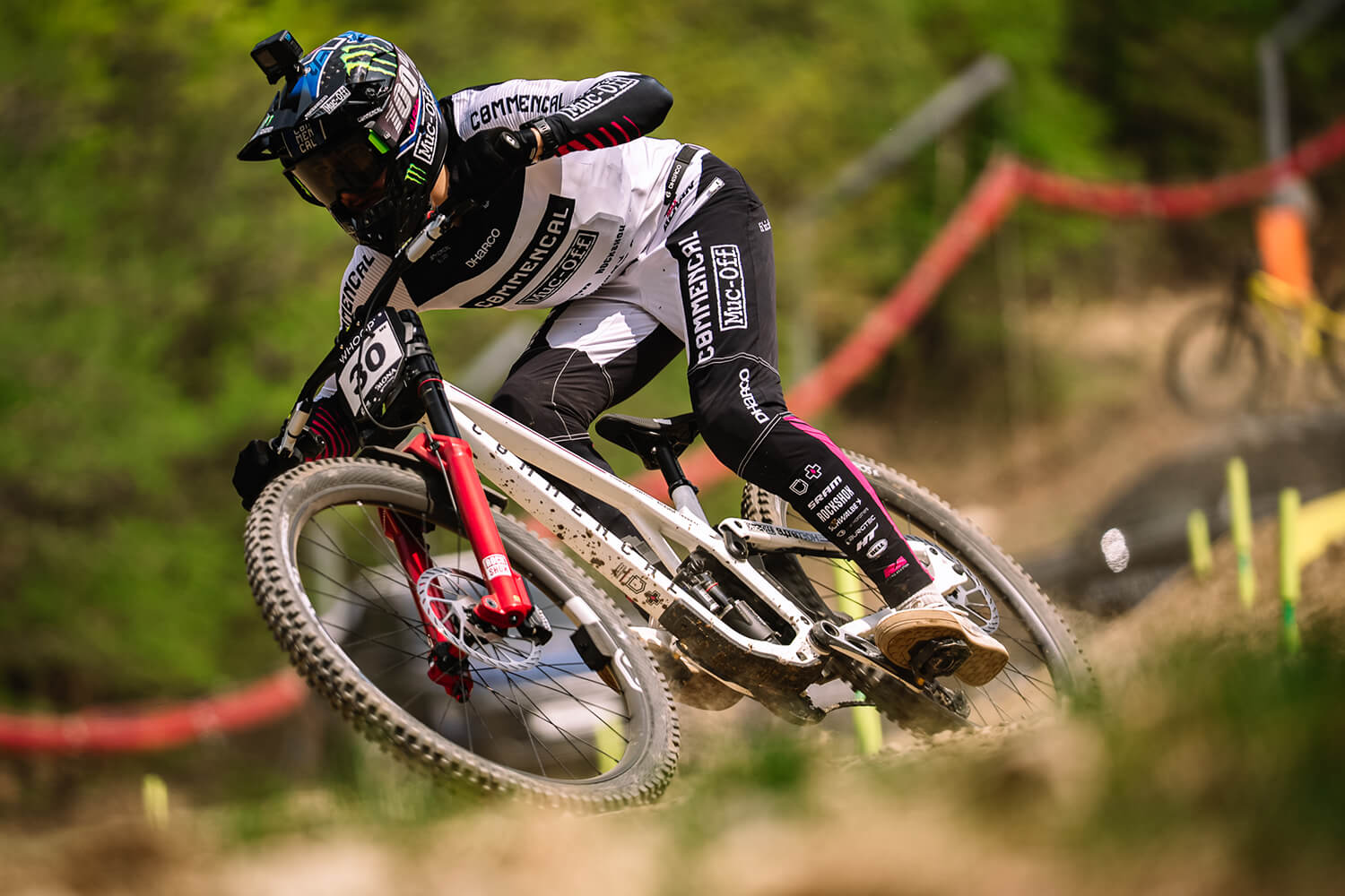 Max Alran's Commencal Supreme DH V5